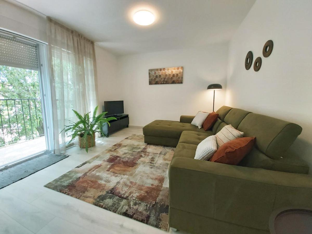 Green City Point Apartment Pula Exterior foto